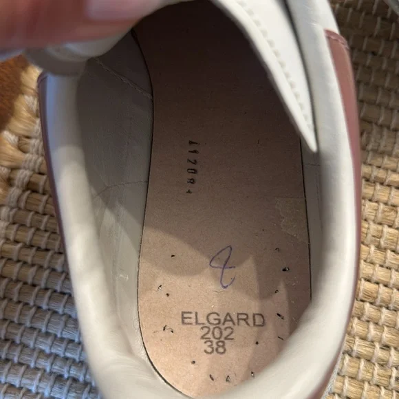 Alexander McQueen Oversized Women's White and Pink Sneakers - Picture 15 of 16